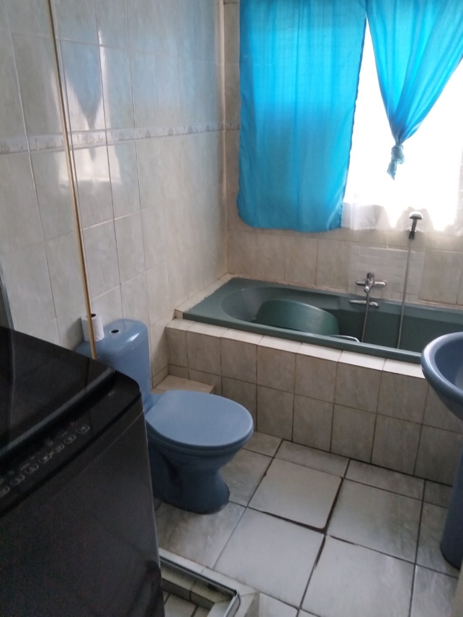 2 Bedroom Property for Sale in Forest Village Western Cape
